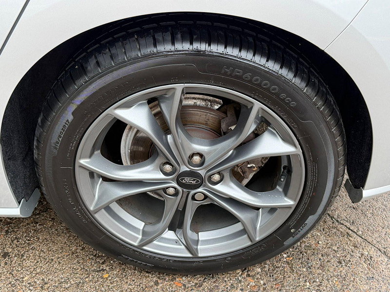 Ford Focus 1.0T EcoBoost MHEV ST-Line Edition Euro 6 (s/s) 5dr 5dr Manual 2026