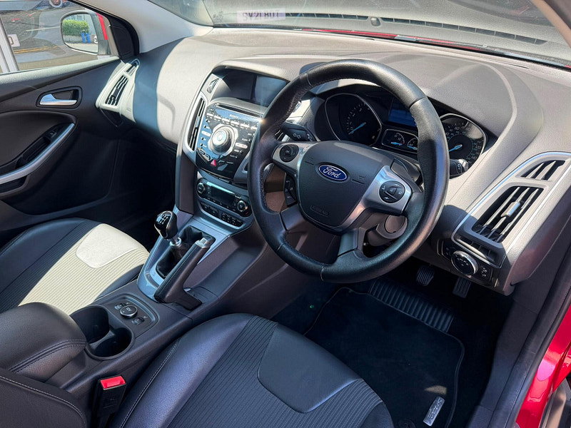 Ford Focus 1.0T EcoBoost Titanium X Euro 5 (s/s) 5dr 5dr Manual 2026