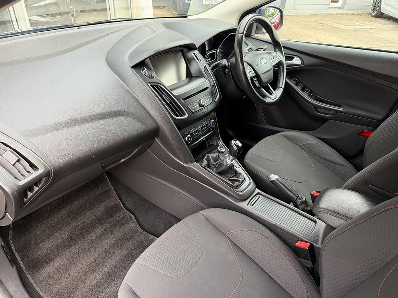 Ford Focus 1.0T EcoBoost Zetec S Euro 6 (s/s) 5dr 5dr Manual 2026