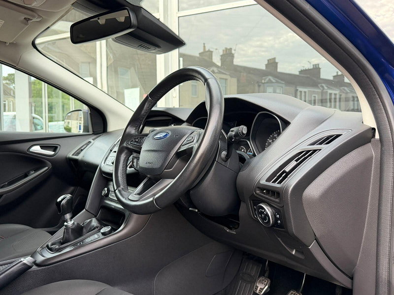 Ford Focus 1.0T EcoBoost Zetec S Euro 6 (s/s) 5dr 5dr Manual 2026