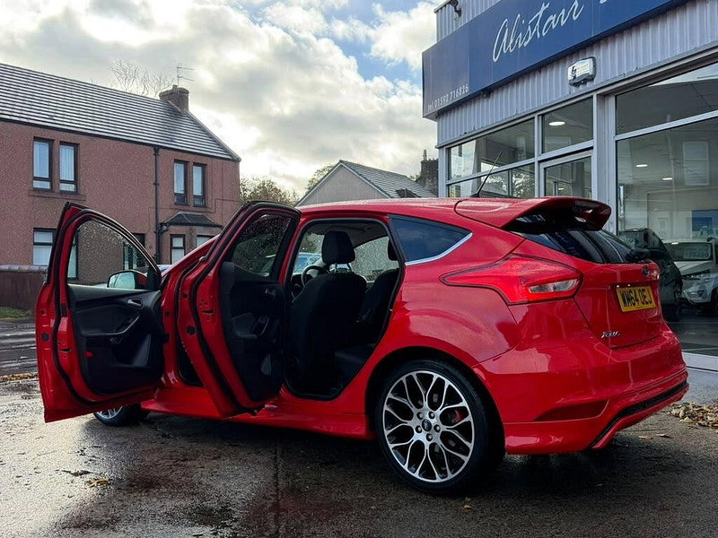 Ford Focus 1.0T EcoBoost Zetec S Euro 6 (s/s) 5dr 5dr Manual 2026