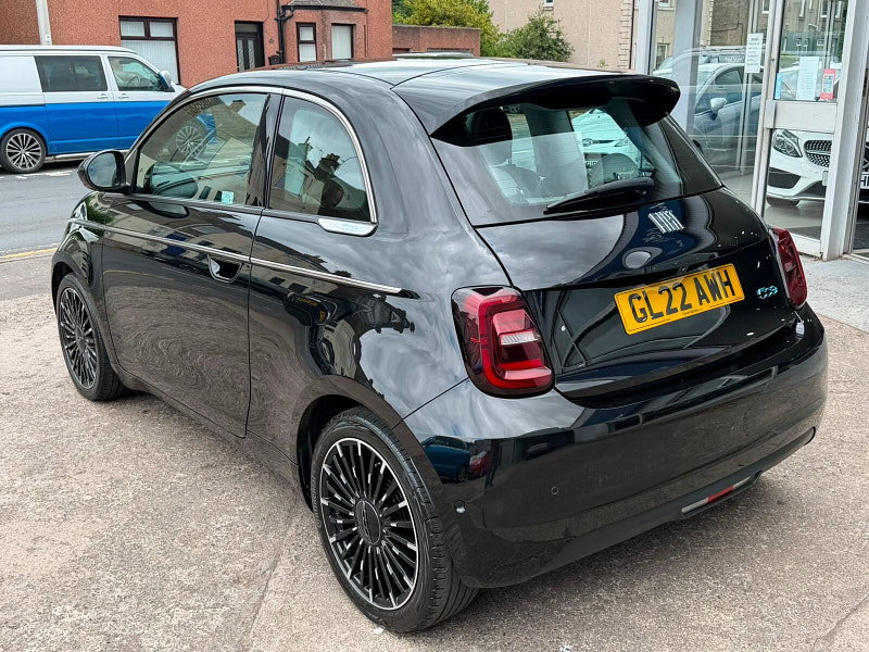 Fiat 500e 42kWh La Prima Auto 3dr 3dr Automatic 2026