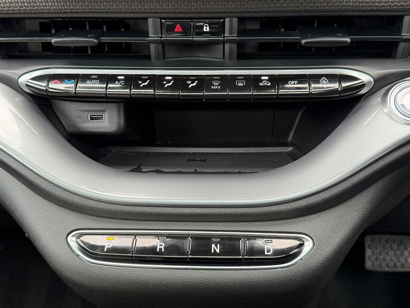 Fiat 500e 42kWh La Prima Auto 3dr 3dr Automatic 2026