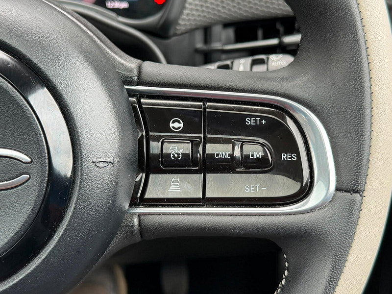 Fiat 500e 42kWh La Prima Auto 3dr 3dr Automatic 2026