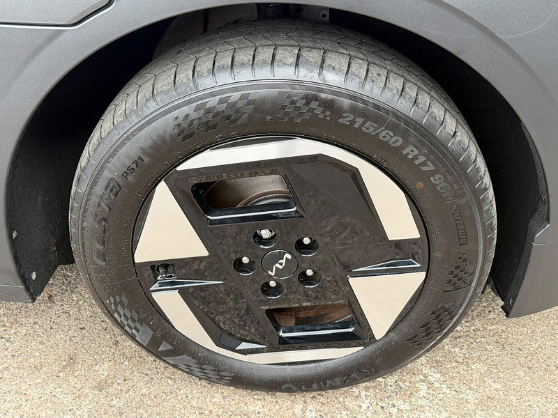 Kia EV3 Standard Range 58.3kWh Air Auto 5dr 5dr Automatic 2026