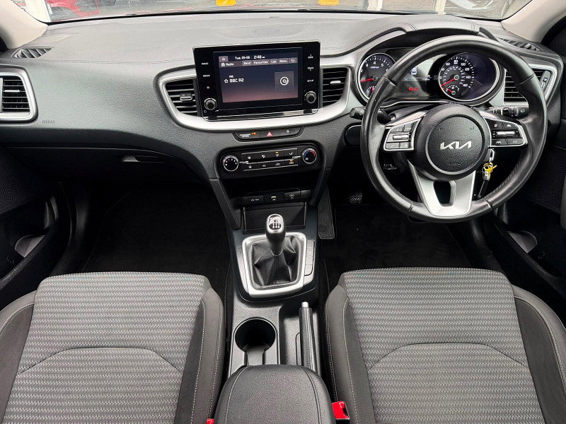 Kia XCeed 1.5 T-GDi 2 Euro 6 (s/s) 5dr 5dr Manual 2026