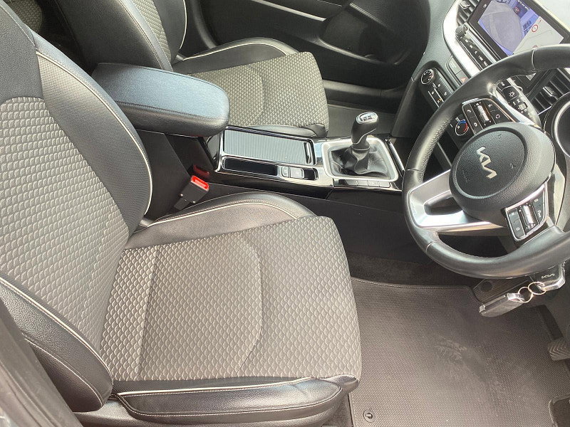 Kia XCeed 1.0 T-GDi Connect SUV 5dr Petrol Manual Euro 6 (s/s) (118 bhp) 5dr Manual 2026