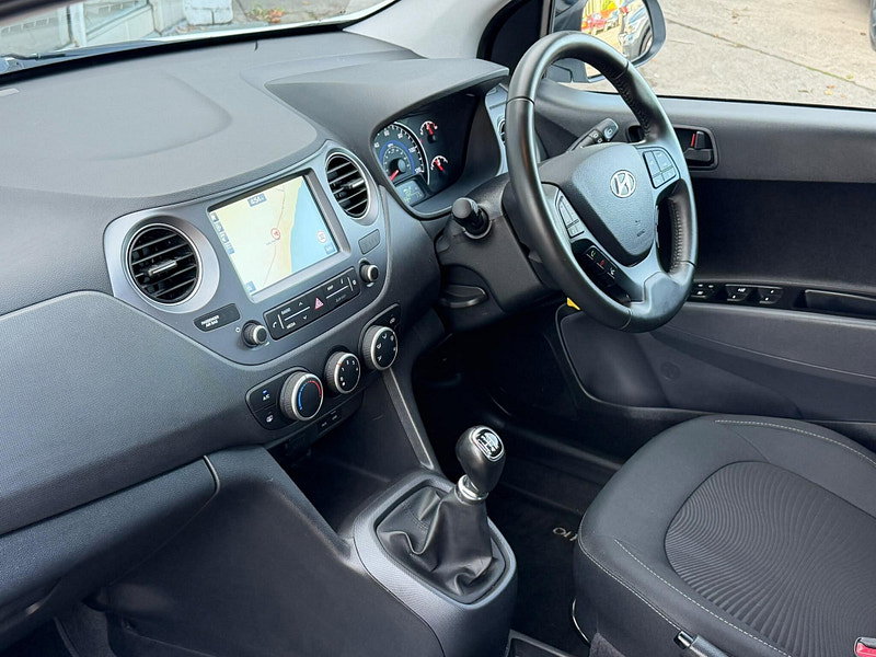 Hyundai I10 1.0 Play Euro 6 5dr 5dr Manual 2026