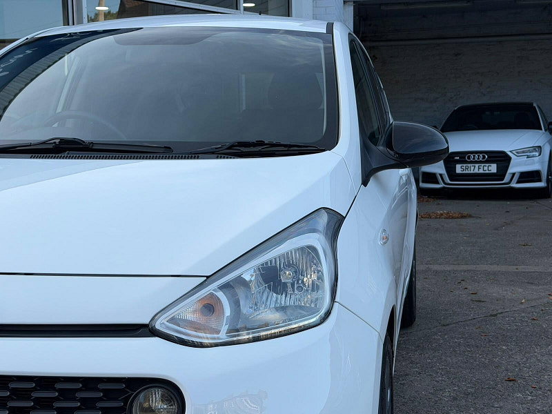 Hyundai I10 1.0 Play Euro 6 5dr 5dr Manual 2026