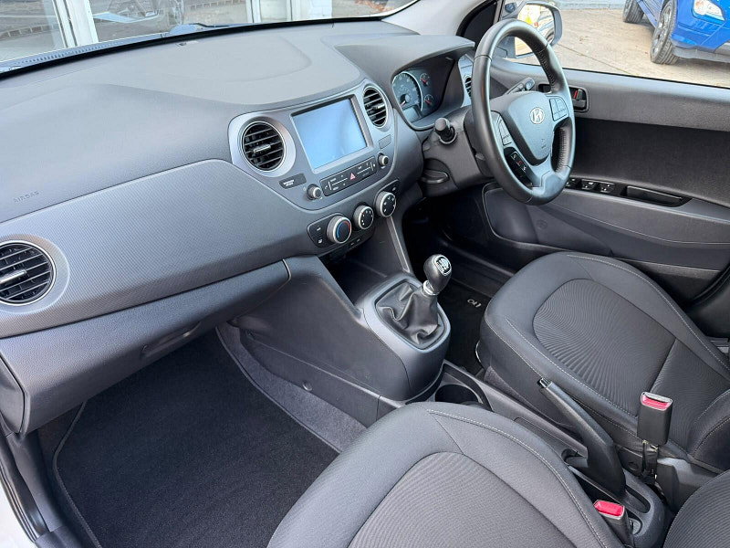 Hyundai I10 1.0 Play Euro 6 5dr 5dr Manual 2026