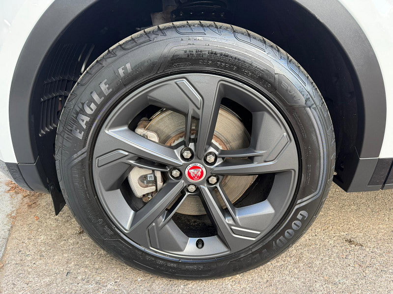 Jaguar E-PACE 1.5 P300e 11.5kWh R-Dynamic Black Auto AWD Euro 6 (s/s) 5dr 5dr Automatic 2026