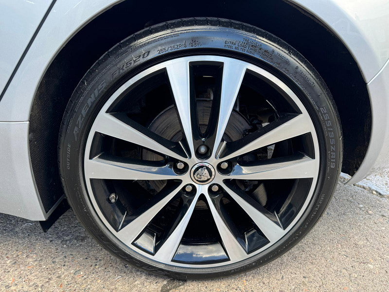 Jaguar XE 2.0d Portfolio Auto Euro 6 (s/s) 4dr 4dr Automatic 2026
