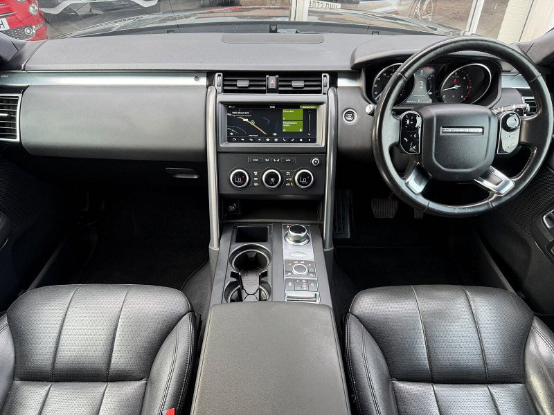 Land Rover DISCOVERY 3.0 SD V6 Landmark Edition SUV 5dr Diesel Auto 4WD Euro 6 (s/s) (306 ps) 5dr Automatic 2026