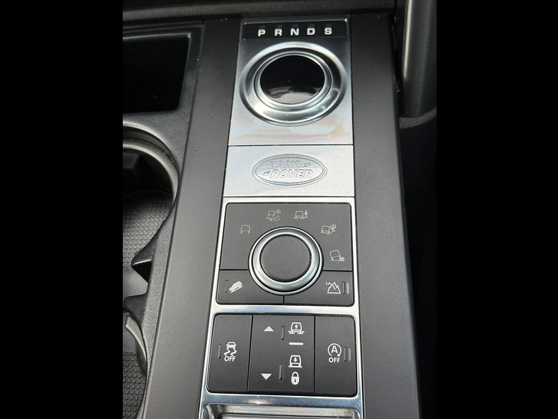 Land Rover DISCOVERY 3.0 SD V6 Landmark Edition SUV 5dr Diesel Auto 4WD Euro 6 (s/s) (306 ps) 5dr Automatic 2026