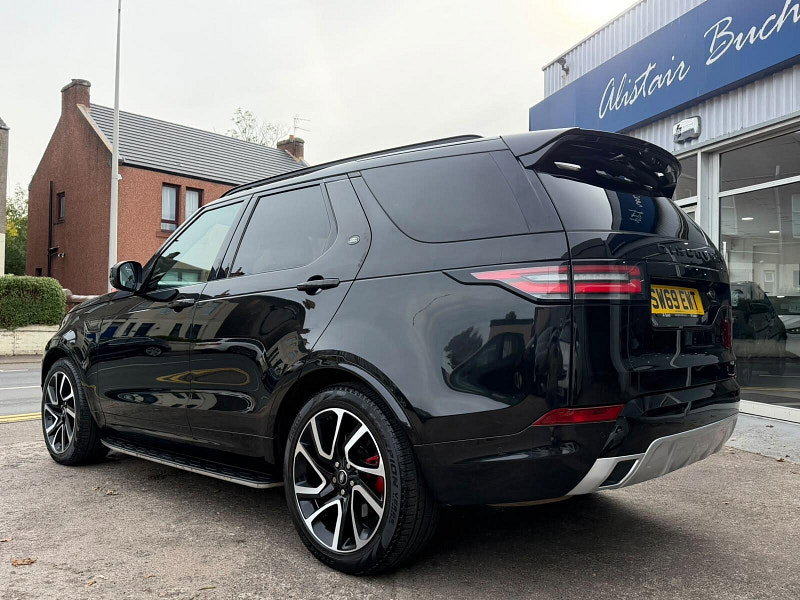 Land Rover DISCOVERY 3.0 SD V6 Landmark Edition SUV 5dr Diesel Auto 4WD Euro 6 (s/s) (306 ps) 5dr Automatic 2026