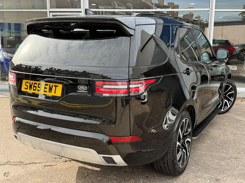 Land Rover DISCOVERY 3.0 SD V6 Landmark Edition SUV 5dr Diesel Auto 4WD Euro 6 (s/s) (306 ps) 5dr Automatic 2026