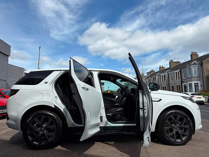 Land Rover Discovery Sport 2.0 D200 MHEV R-Dynamic SE SUV 5dr Diesel Auto 4WD Euro 6 (s/s) (204 ps) 5dr Automatic 2026