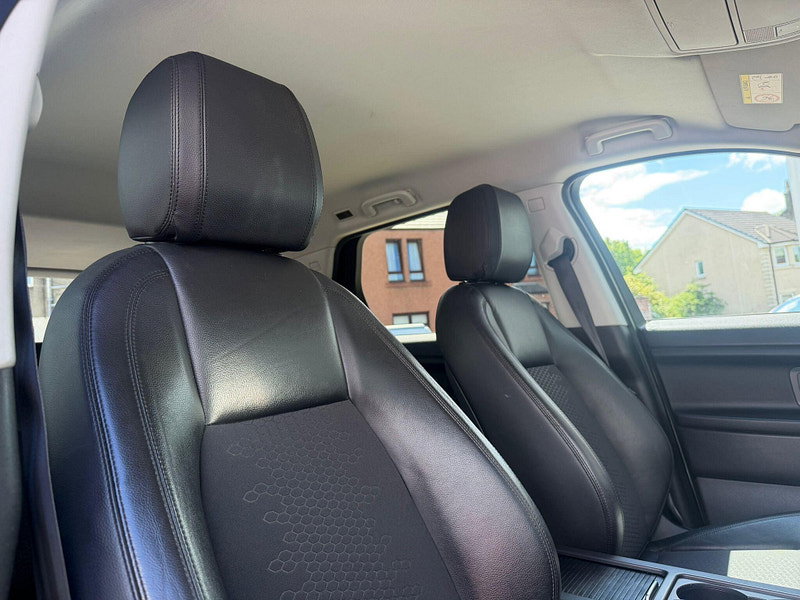 Land Rover Discovery Sport 2.0 TD4 Pure Edition 4WD Euro 6 (s/s) 5dr (5 Seat) 5dr Manual 2026