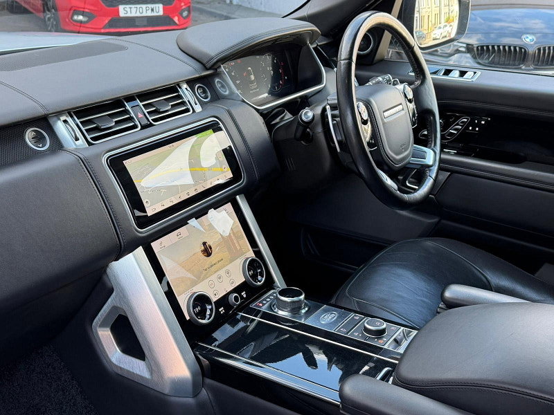 Land Rover Range Rover 3.0 TD V6 Autobiography SUV 5dr Diesel Auto 4WD Euro 6 (s/s) (258 ps) 5dr Automatic 2026