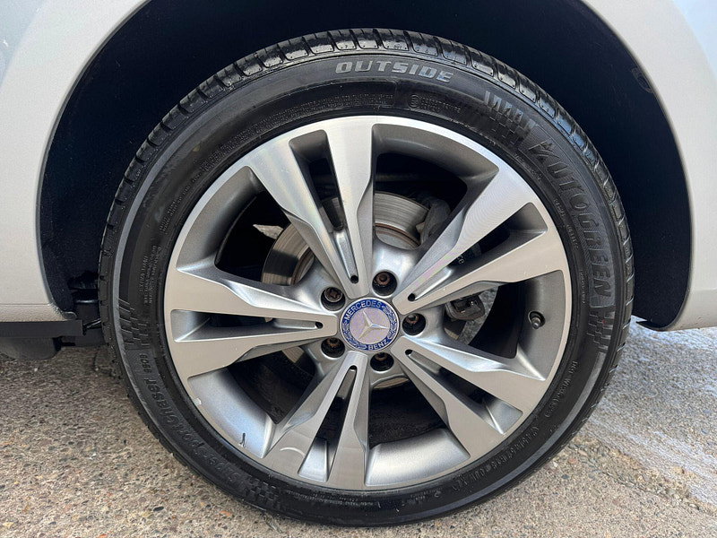 Mercedes-Benz V Class 2.2 V220d BlueTEC Sport G-Tronic+ Euro 6 (s/s) 5dr 8 Seat XLWB 5dr Automatic 2026