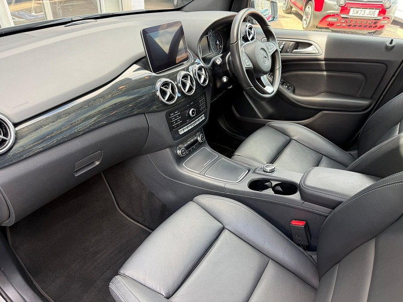 Mercedes-Benz B Class 1.6 B200 Exclusive Edition (Plus) 7G-DCT Euro 6 (s/s) 5dr 5dr Automatic 2026