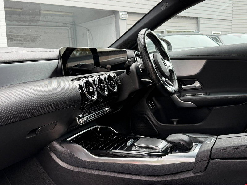 Mercedes-Benz CLA 2.0 CLA35 AMG Coupe 7G-DCT 4MATIC Euro 6 (s/s) 4dr 4dr Automatic 2026