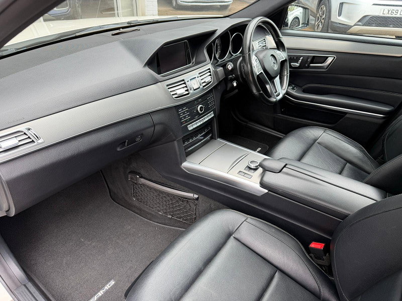 Mercedes-Benz E Class 2.1 E220 BlueTEC AMG Night Edition (Premium) G-Tronic+ Euro 6 (s/s) 5dr 5dr Automatic 2026