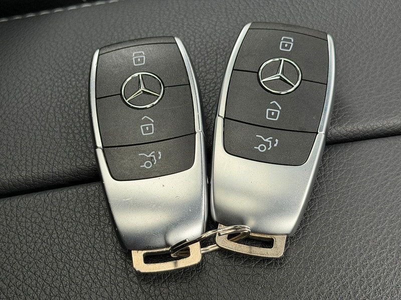 Mercedes-Benz EQC EQC 400 80kWh AMG Line (Premium Plus) Auto 4MATIC 5dr 5dr Automatic 2026
