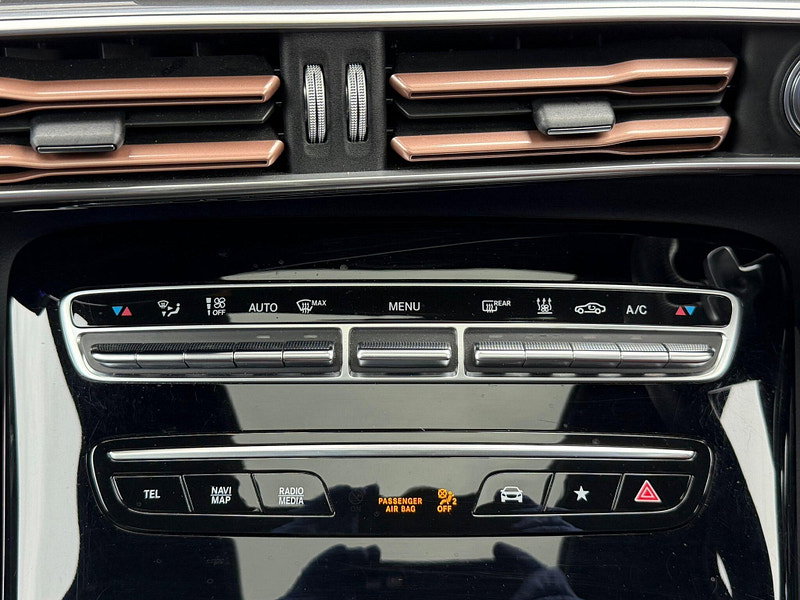 Mercedes-Benz EQC EQC 400 80kWh AMG Line (Premium Plus) Auto 4MATIC 5dr 5dr Automatic 2026