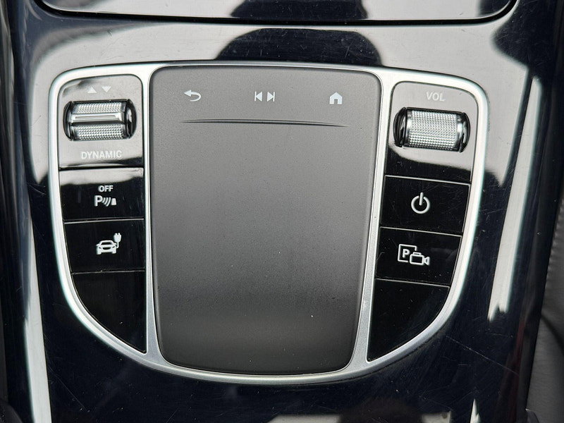 Mercedes-Benz EQC EQC 400 80kWh AMG Line (Premium Plus) Auto 4MATIC 5dr 5dr Automatic 2026