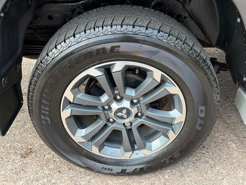 Mitsubishi L200 2.2 DI-D DC Barbarian X Pickup Double Cab 4dr Diesel Auto 4WD Euro 6 (s/s) (150 ps) 4dr Automatic 2026
