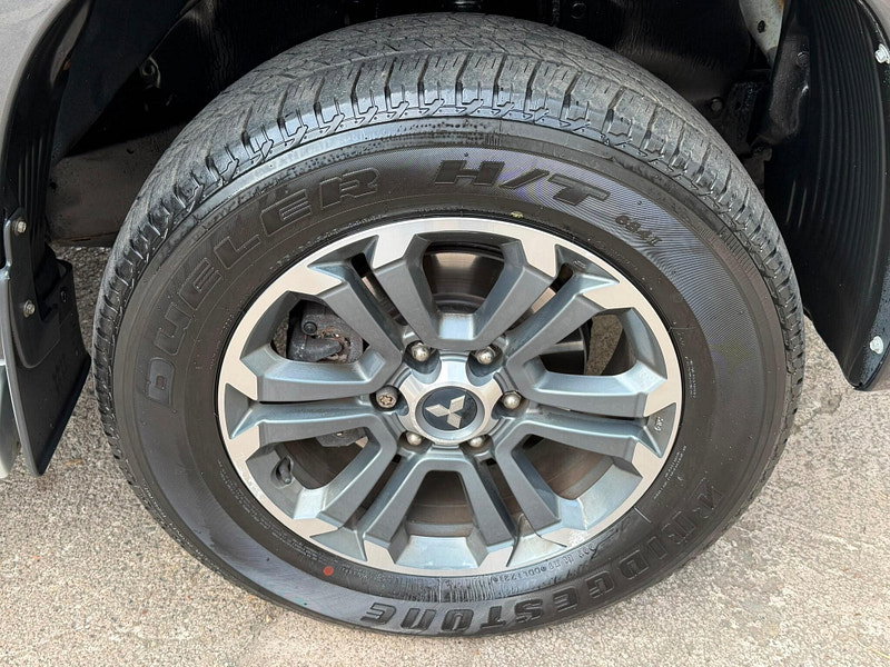 Mitsubishi L200 2.2 DI-D DC Barbarian X Pickup Double Cab 4dr Diesel Auto 4WD Euro 6 (s/s) (150 ps) 4dr Automatic 2026