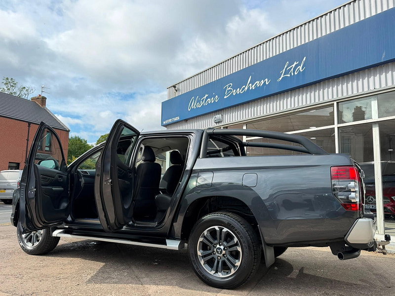 Mitsubishi L200 2.2 DI-D DC Barbarian X Pickup Double Cab 4dr Diesel Auto 4WD Euro 6 (s/s) (150 ps) 4dr Automatic 2026