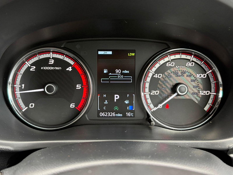 Mitsubishi L200 2.2 DI-D DC Barbarian X Pickup Double Cab 4dr Diesel Auto 4WD Euro 6 (s/s) (150 ps) 4dr Automatic 2026