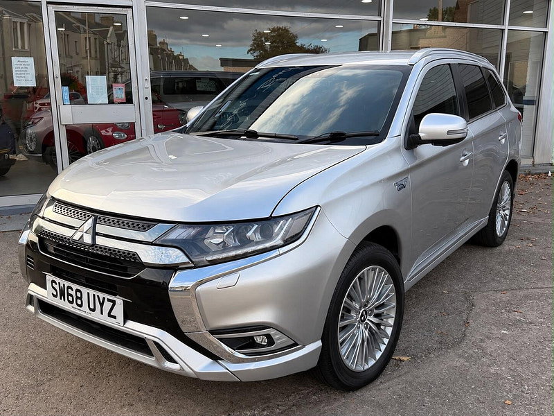 Mitsubishi Outlander 2.4h TwinMotor 13.8kWh 4h CVT 4WD Euro 6 (s/s) 5dr 5dr Automatic 2026