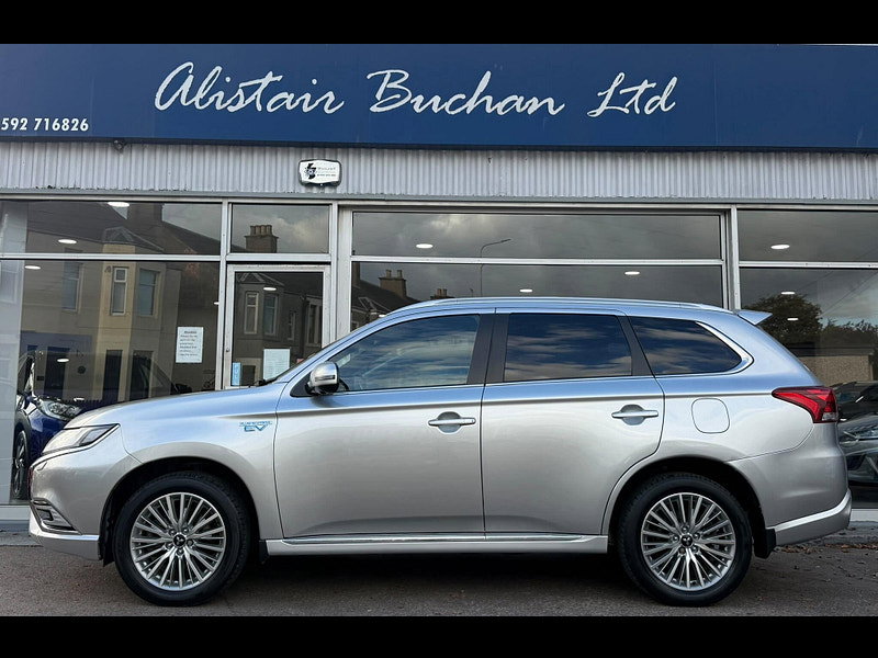 Mitsubishi Outlander 2.4h TwinMotor 13.8kWh 4h CVT 4WD Euro 6 (s/s) 5dr 5dr Automatic 2026