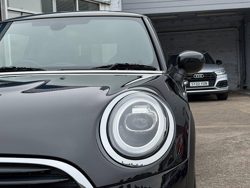MINI Hatch 1.5 Cooper Sport Hatchback 3dr Petrol Manual Euro 6 (s/s) (136 ps) 3dr Manual 2026