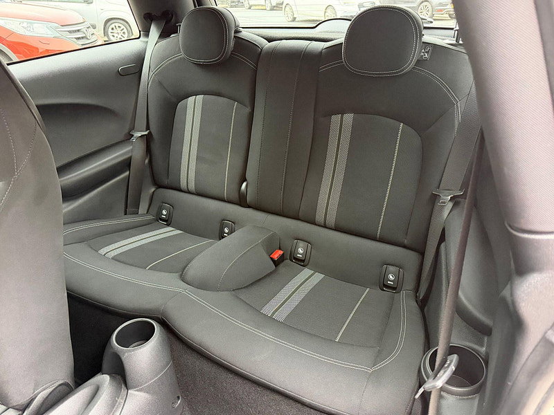 MINI Hatch 1.5 Cooper Sport Hatchback 3dr Petrol Manual Euro 6 (s/s) (136 ps) 3dr Manual 2026