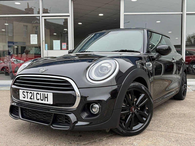 MINI Hatch 1.5 Cooper Sport Hatchback 3dr Petrol Manual Euro 6 (s/s) (136 ps) 3dr Manual 2026