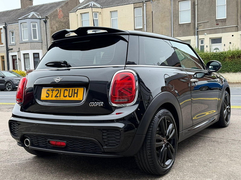 MINI Hatch 1.5 Cooper Sport Hatchback 3dr Petrol Manual Euro 6 (s/s) (136 ps) 3dr Manual 2026