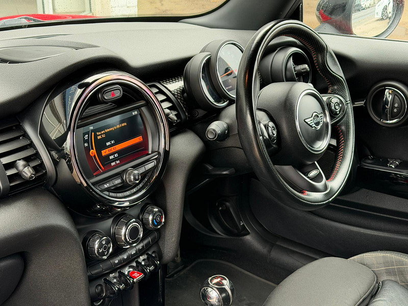 MINI Hatch 2.0 Cooper S Hatchback 3dr Petrol Manual Euro 6 (s/s) (192 ps) 3dr Manual 2026