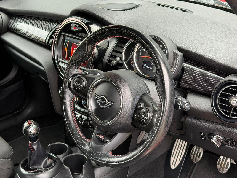 MINI Hatch 2.0 Cooper S Hatchback 3dr Petrol Manual Euro 6 (s/s) (192 ps) 3dr Manual 2026