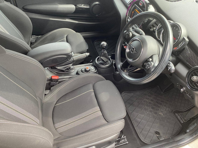 MINI Hatch 2.0 Cooper S Hatchback 3dr Petrol Manual Euro 6 (s/s) (192 ps) 3dr Manual 2026