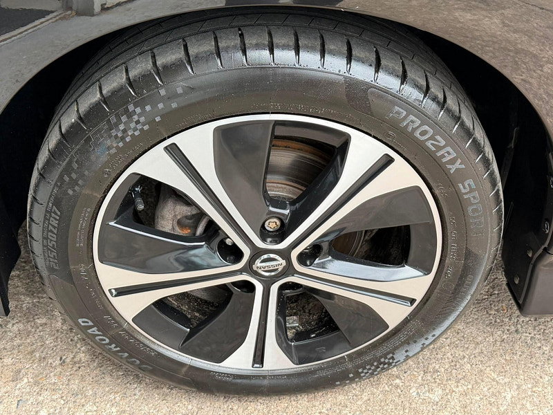Nissan Leaf 40kWh N-Connecta Auto 5dr 5dr Automatic 2026