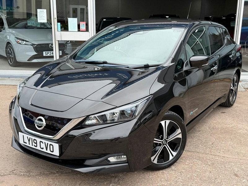Nissan Leaf 40kWh N-Connecta Auto 5dr 5dr Automatic 2026