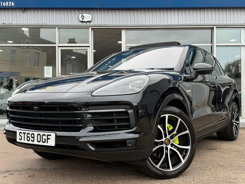Porsche Cayenne 3.0 V6 E-Hybrid 14.1kWh TiptronicS 4WD Euro 6 (s/s) 5dr (3.6kW Charger) 5dr Automatic 2026