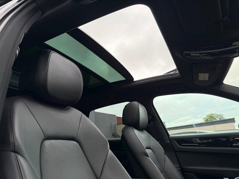 Porsche Cayenne 3.0 V6 E-Hybrid 14.1kWh TiptronicS 4WD Euro 6 (s/s) 5dr (3.6kW Charger) 5dr Automatic 2026
