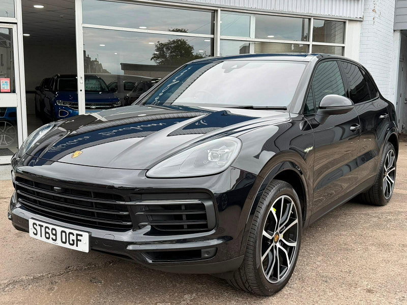 Porsche Cayenne 3.0 V6 E-Hybrid 14.1kWh TiptronicS 4WD Euro 6 (s/s) 5dr (3.6kW Charger) 5dr Automatic 2026