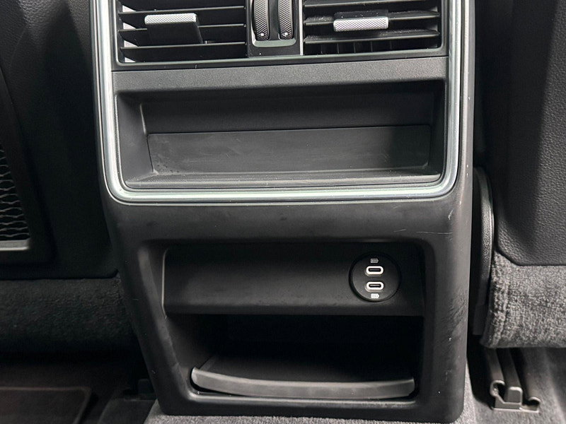 Porsche Cayenne 3.0 V6 E-Hybrid 14.1kWh TiptronicS 4WD Euro 6 (s/s) 5dr (3.6kW Charger) 5dr Automatic 2026