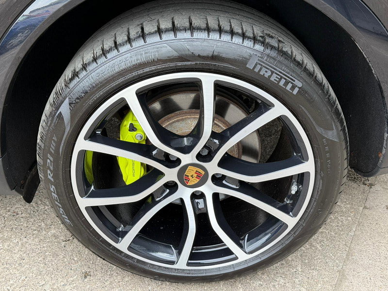 Porsche Cayenne 3.0 V6 E-Hybrid 14.1kWh TiptronicS 4WD Euro 6 (s/s) 5dr (3.6kW Charger) 5dr Automatic 2026